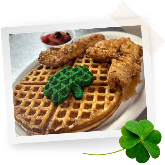 pats-place-restaurant-new-braunfels-texas-weekend-brunch-chicken-waffles